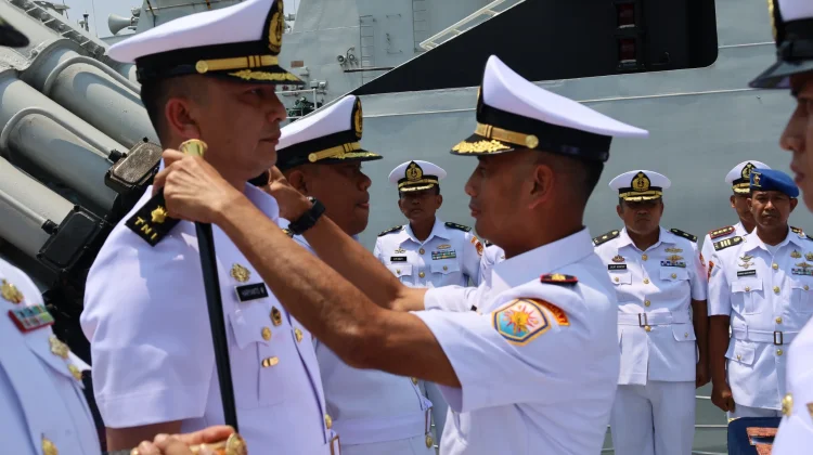Dansatkor Koarmada I Pimpin Sertijab dan Pengukuhan Komandan KRI