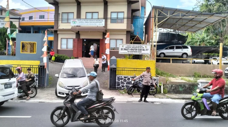 Polsek Tanjungpinang Barat Amankan Ibadah Minggu untuk Berikan Rasa Aman