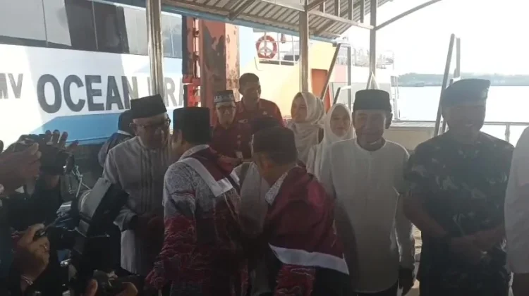 Pelepasan 144 Jemaah Haji Tanjungpinang di pelabuhan SBP menuju Embarkasi Batam