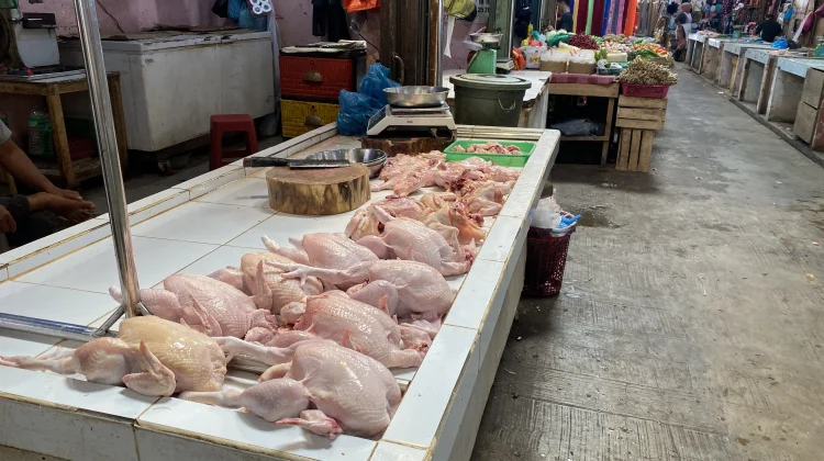 Harga Daging Sapi Segar Dipasar Bincen Stabil di 160 Ribu