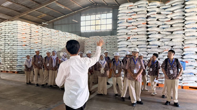 Bulog Tanjungpinang Dorong Literasi Pangan Melalui Kunjungan Edukatif