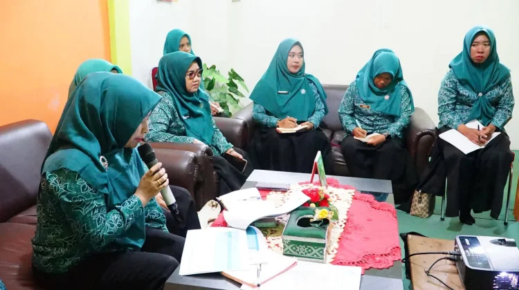 PKK Kepri Evaluasi Program, Sinkronkan Langkah Daerah