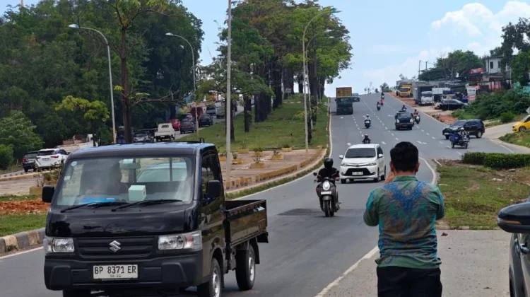 Ombudsman Dorong BP Batam Segera Perbaiki Jalan Ambles di Atas Terowongan Pelita