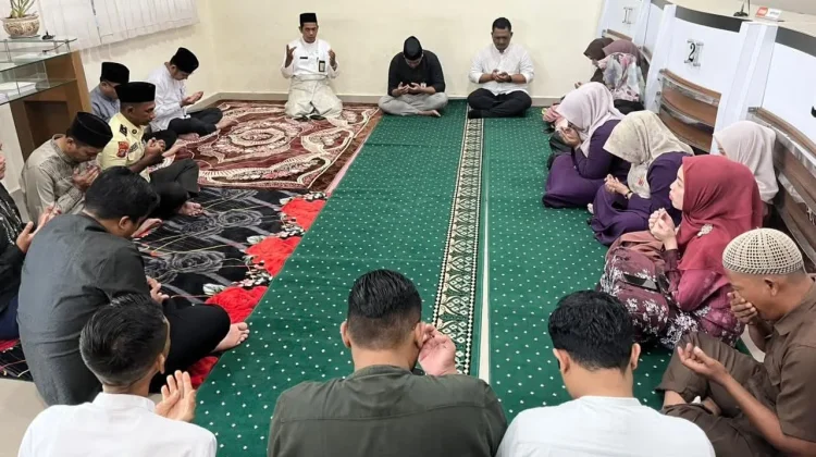 KUA Lingga Dorong Pegawai Bank Tingkatkan Spirit Kerja