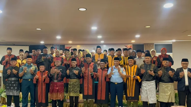 Pemko Tanjungpinang Lantik Dewan Hakim MTQH Tingkat Kota