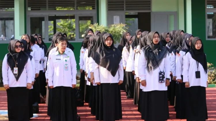 Upacara Hardiknas, Madrasah Tanjungpinang Tegaskan Pendidikan Berkarakter