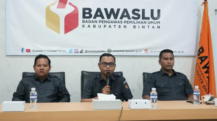 Bawaslu Bintan Evaluasi SDM dan Zona Integritas