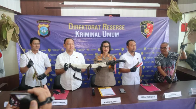 Polda Kepri Amankan Pelaku Perusakan Pohon Jati Emas Batam