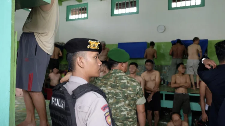 Komitmen Zero Halinar, Rutan Tanjungpinang Razia Hunian dan Tes Urine