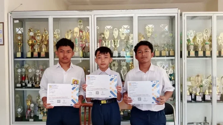 Siswa MTs Madani Tebuireng Raih Tiga Medali di Kepri Science Competition 2026