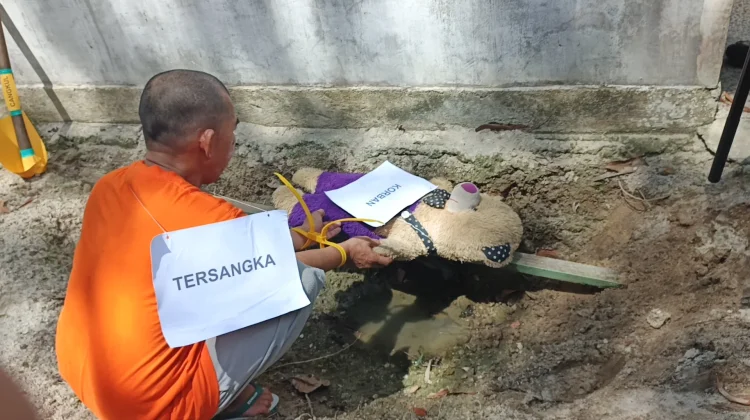 Pelaku Peragakan 25 Adegan saat "Habisi" Istri Sirinya