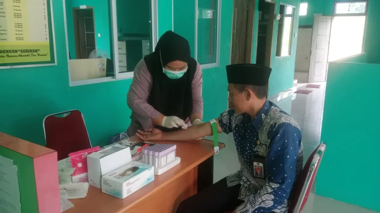 Pegawai KUA Bintan Pesisir Ikuti Cek Kesehatan Gratis
