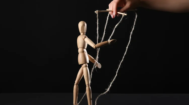 Sosial Manipulator, Baik atau Terlihat Baik