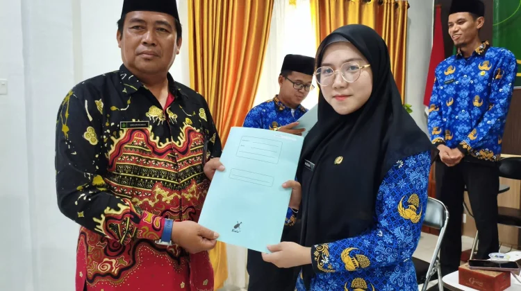 Delapan CPNS Kemenag Lingga Resmi Menjadi PNS Nasional