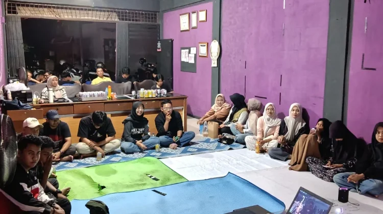 AJI Tanjungpinang Nobar Film “Pesta Babi” Bersama Mahasiswa STAIN SAR Kepri