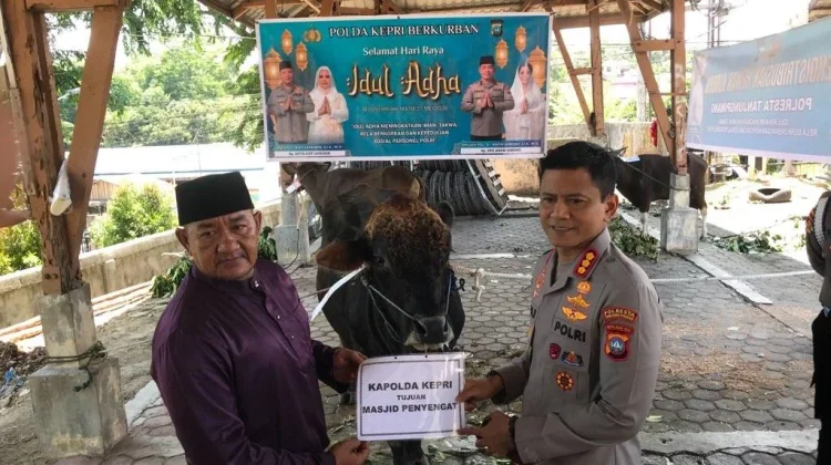 Polresta Tanjungpinang Distribusikan Sebanyak 21 Hewan Kurban Iduladha 1447 H