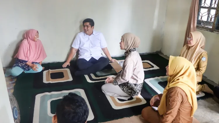 Pemkab Bintan Salurkan Bantuan Sosial untuk Lansia di Tujuh Kecamatan