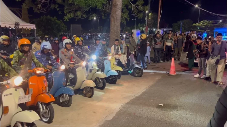 Riding Vespa Forkopimda Tanjungpinang Meriahkan Malam Takbiran Iduladha 1447 H
