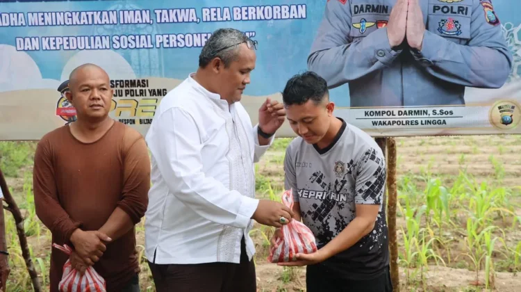 Polres Lingga Tebar Kurban untuk Warga Idul Adha