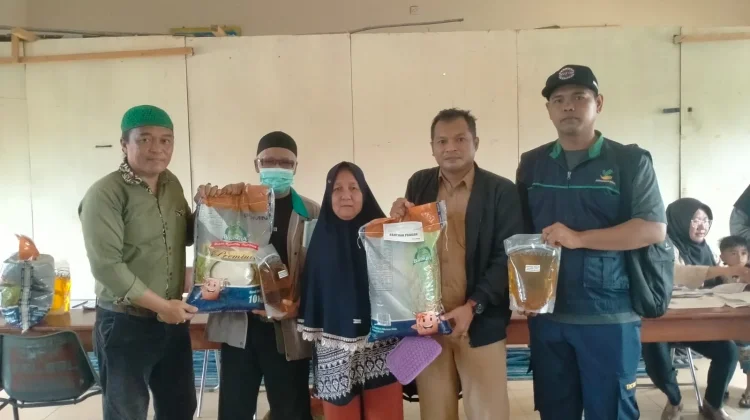 Kelurahan Dabo Lama Salurkan Bantuan Pangan untuk 360 KPM