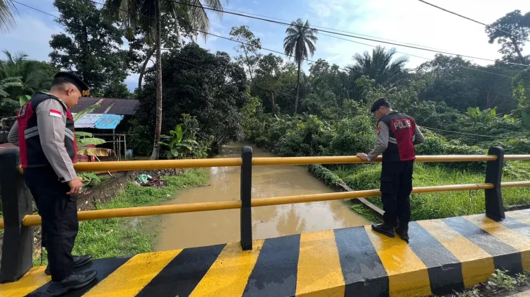 Polsek Daik Sisir Titik Rawan Hadapi Cuaca Ekstrem