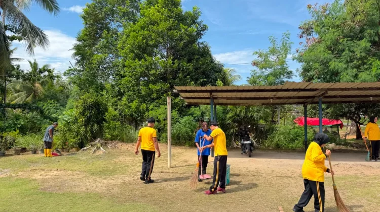 Hari Bhayangkara ke-80, Polsek Bintan Utara Gotong Royong Bersama Masyarakat