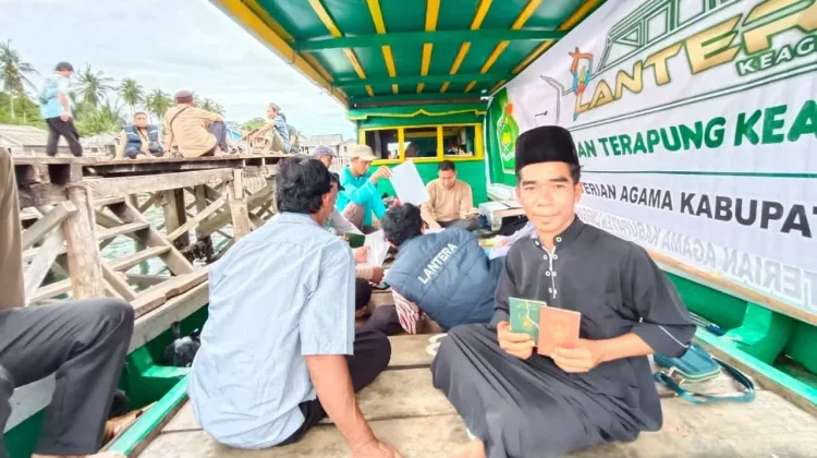 Warga Kampung Limas Nikmati Layanan Kemenag tanpa Menyeberang