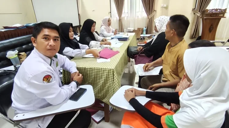 Antusiasme Peserta Didik, Daftar Ulang PMBM MTsN Tanjungpinang Berjalan Lancar