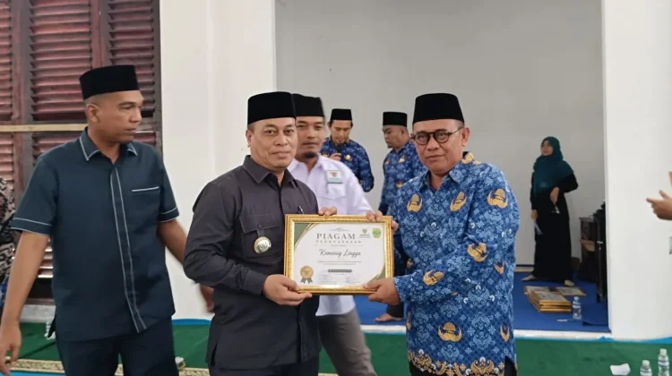 Kemenag Lingga Raih Penghargaan UPZ Teladan Pengelola Zakat