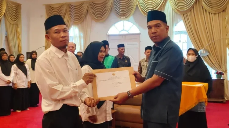 Wabup Lingga Lantik 50 Anggota BPD