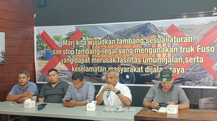 Andi Cori: Setop Truk Fuso dan Alat Berat Diduga Tambang Pasir Ilegal di Bintan!