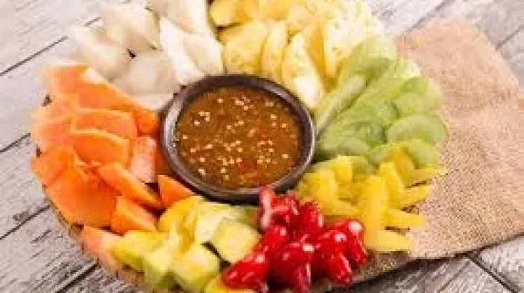 Rujak Tradisional Perpaduan Rasa yang Melekat di Hati Masyarakat