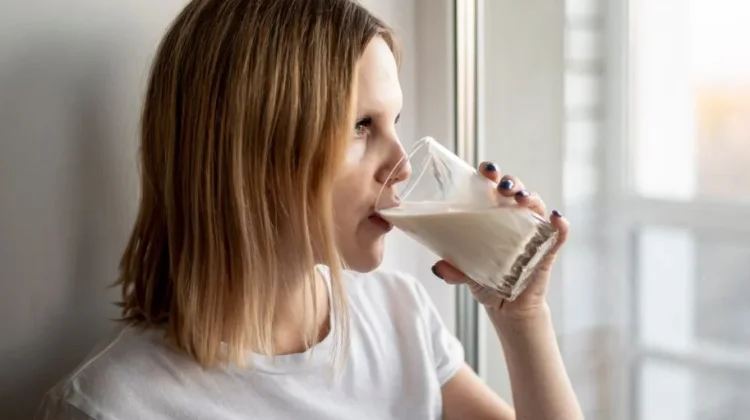 Perbedaan Susu Full Cream, Low Fat, dan Skim
