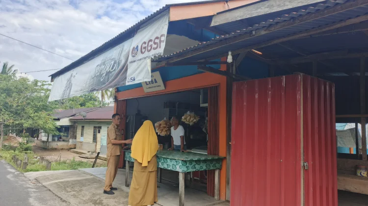 Camat Singkep Sidak Kios BBM Pastikan Pasokan Pertalite