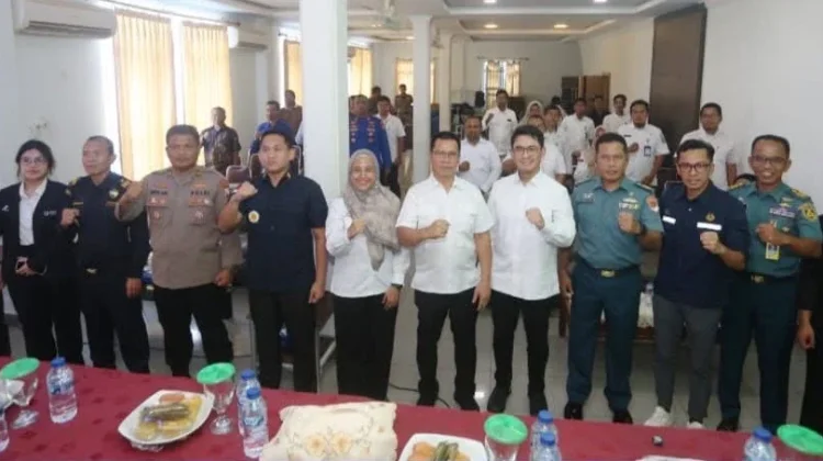 Bupati Anambas Minta perusahaan Prioritaskan Tenaga Kerja Lokal