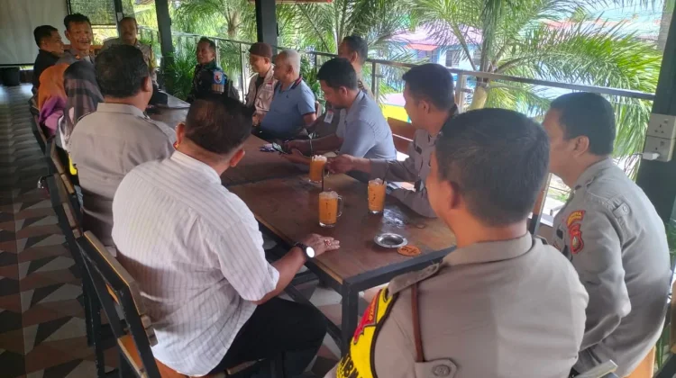 Polsek Tanjungpinang Barat Perkuat Kamtibmas Bersama Tokoh Masyarakat Setempat