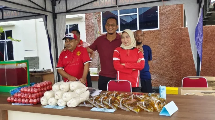 Bazar Murah Disperindagkop UKM Lingga Diserbu Warga