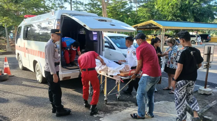 Seorang WNA Meninggal, Diduga Tenggelam saat Berenang di Pantai