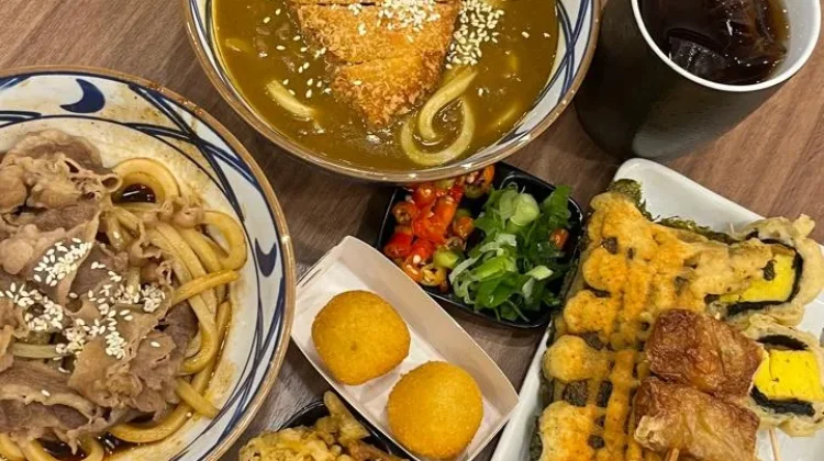 Makanan Favorit Jadi Cara Self Reward bagi Sebagian Orang