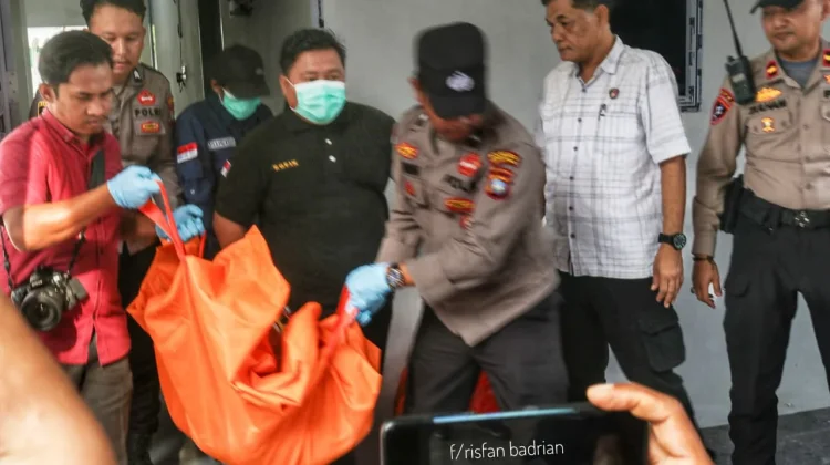 Bau Menyengat Ungkap Penemuan Jasad Penghuni Kos di Tanjungpinang