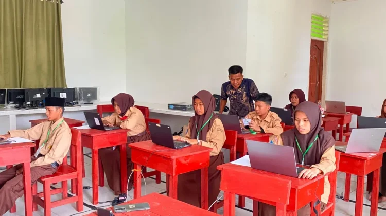 Perdana Jadi Tuan Rumah OSN-P, MTs Aqidatunnajin Fasilitasi Empat Sekolah