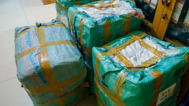 Bea Cukai Tanjungpinang Amankan 1,8 Juta Batang Rokok Ilegal