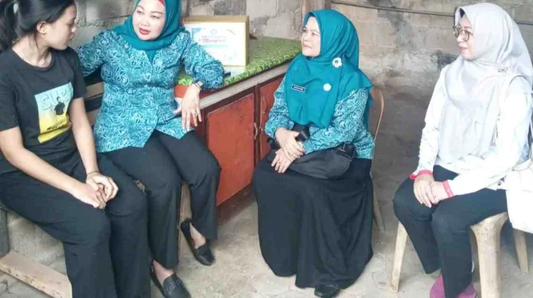 Gelar Program Menyisir, TP-PKK Tanjungpinang Sapa Warga Pesisir