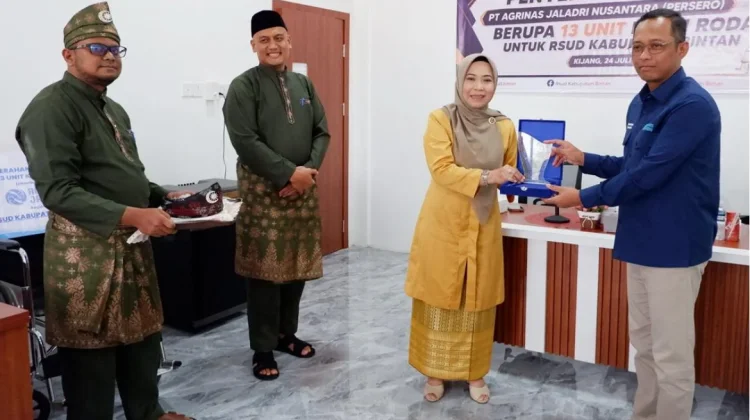 RSUD Bintan Terima Bantuan 13 Unit Kursi Roda dari PT Agrinas