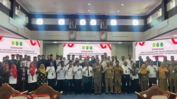 Sosialisasi Sidang Luar Gedung Permudah Perubahan Data Kependudukan Warga
