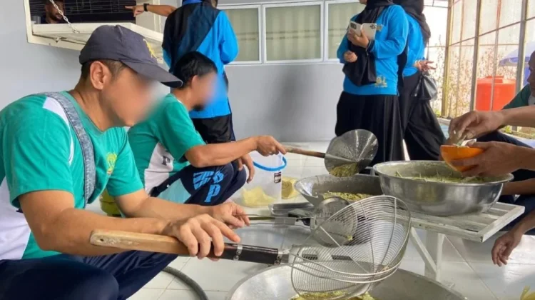 Lapas Narkotika Tanjungpinang Latih Warga Binaan Membuat Keripik