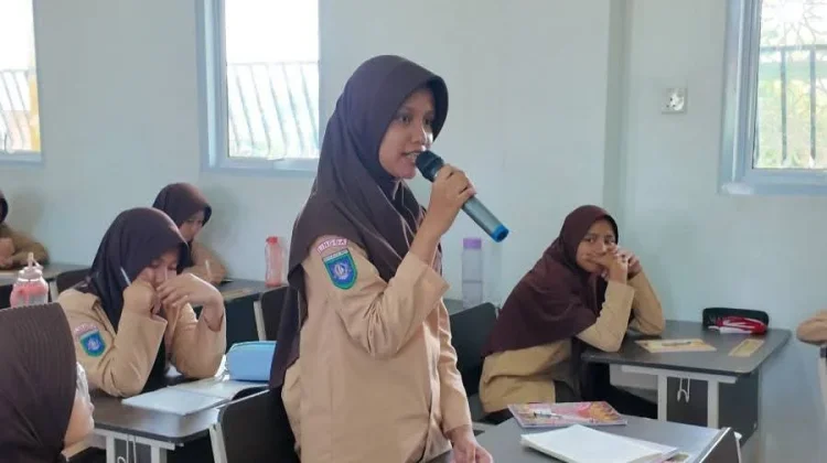 MTsN Lingga Gelar Workshop Jurnalistik dan Sastra