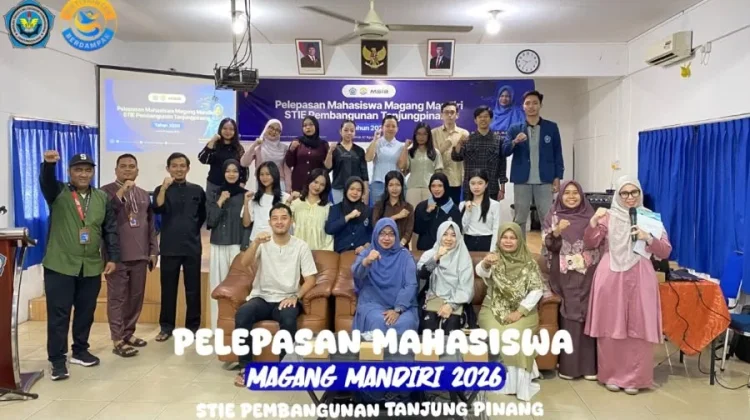 STIE Pembangunan Tanjungpinang Lepas 19 Mahasiswa Magang Mandiri
