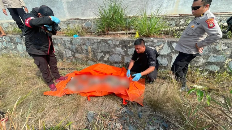 Kerangka Manusia Ditemukan Warga di Perumahan Pinang Mas, Polisi Tunggu Otopsi