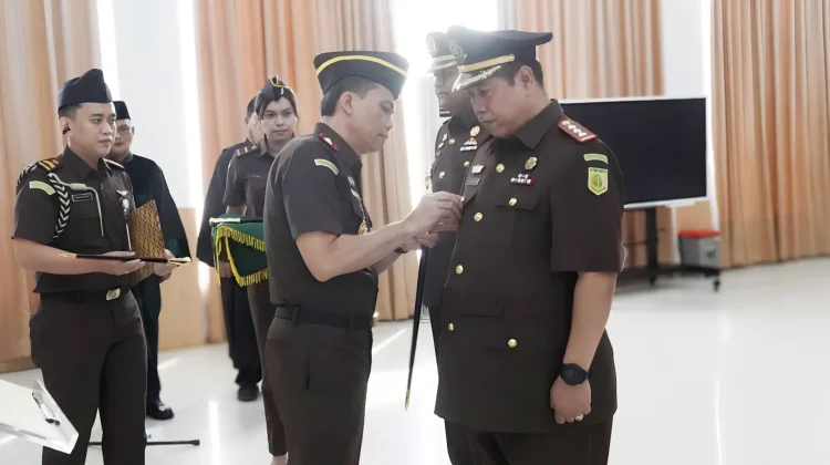 Kajati Kepri Tekankan Integritas dan Tanggung Jawab ke Pejabat yang Baru Dilantik